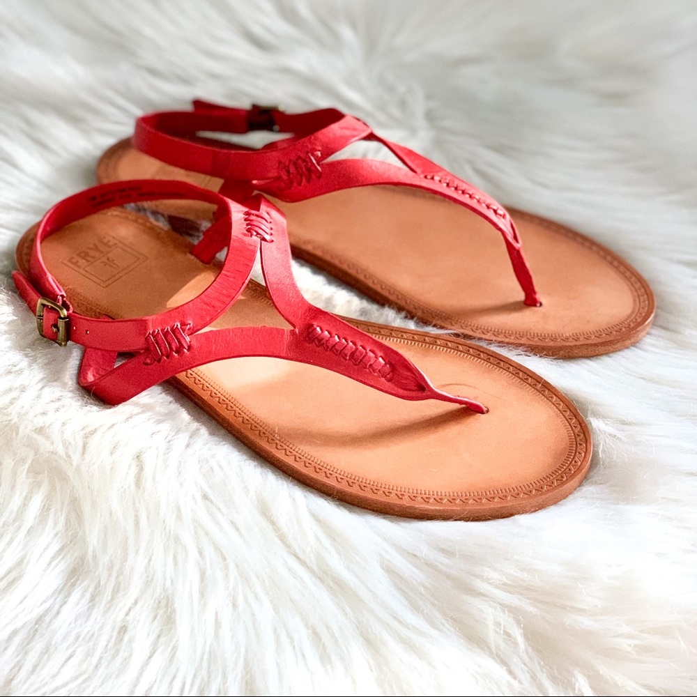EUC FRYE T-Strap Red Leather Sandals Size 7